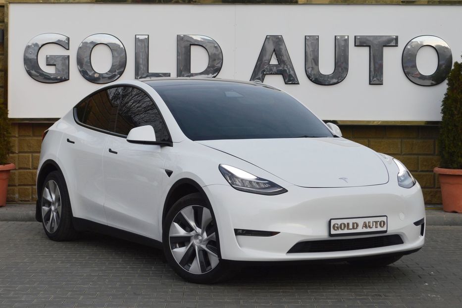 Продам Tesla Model Y 2022 года в Одессе