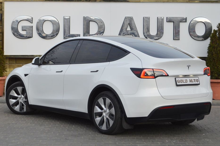 Продам Tesla Model Y 2022 года в Одессе