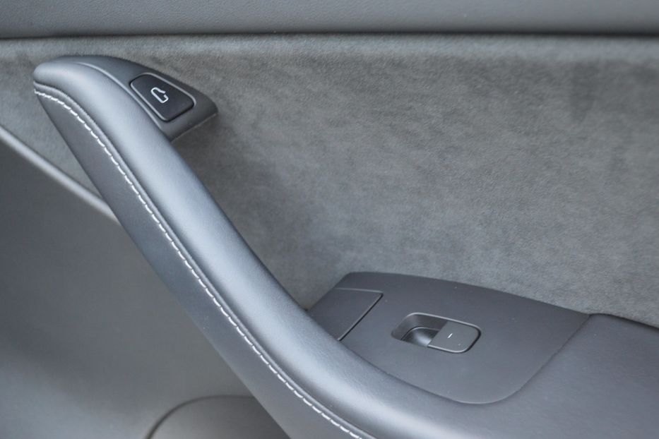 Продам Tesla Model Y 2022 года в Одессе