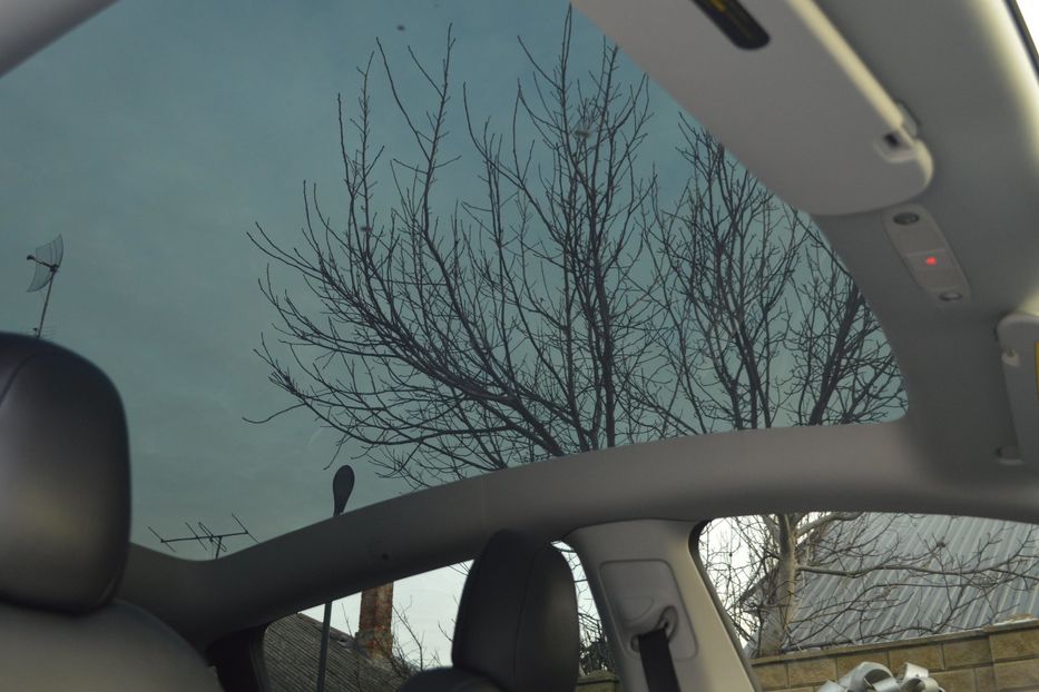 Продам Tesla Model Y 2022 года в Одессе