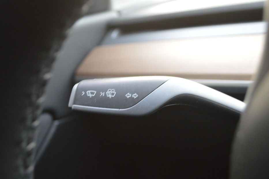 Продам Tesla Model Y 2022 года в Одессе