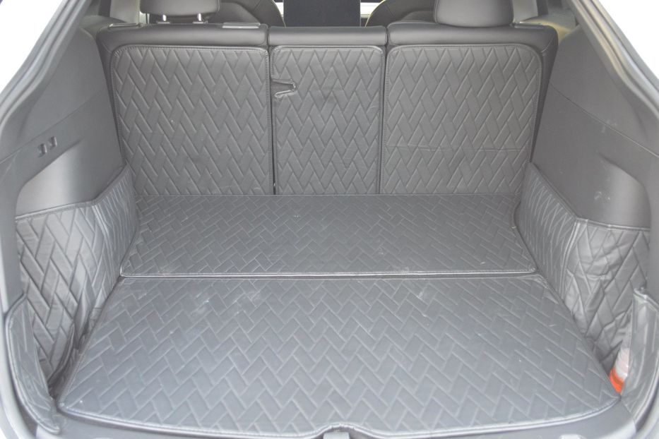 Продам Tesla Model Y 2022 года в Одессе