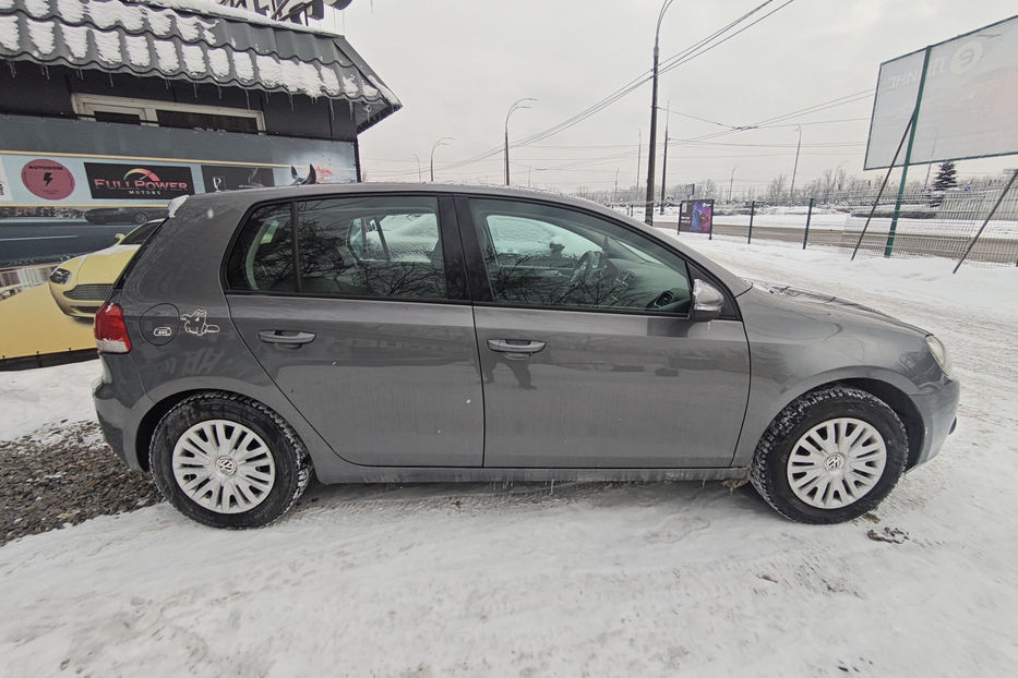 Продам Volkswagen Golf  VI 1.2 TSI MT (105 к.с.) 2012 года в Киеве