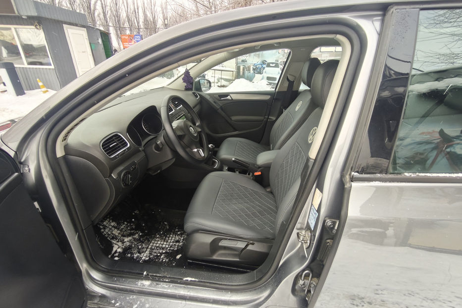 Продам Volkswagen Golf  VI 1.2 TSI MT (105 к.с.) 2012 года в Киеве