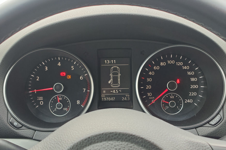 Продам Volkswagen Golf  VI 1.2 TSI MT (105 к.с.) 2012 года в Киеве