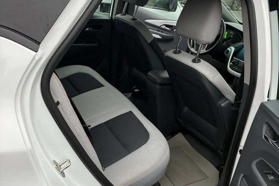 Продам Chevrolet Bolt Chevrolet Bolt EV 60кWh  2020 года в Львове