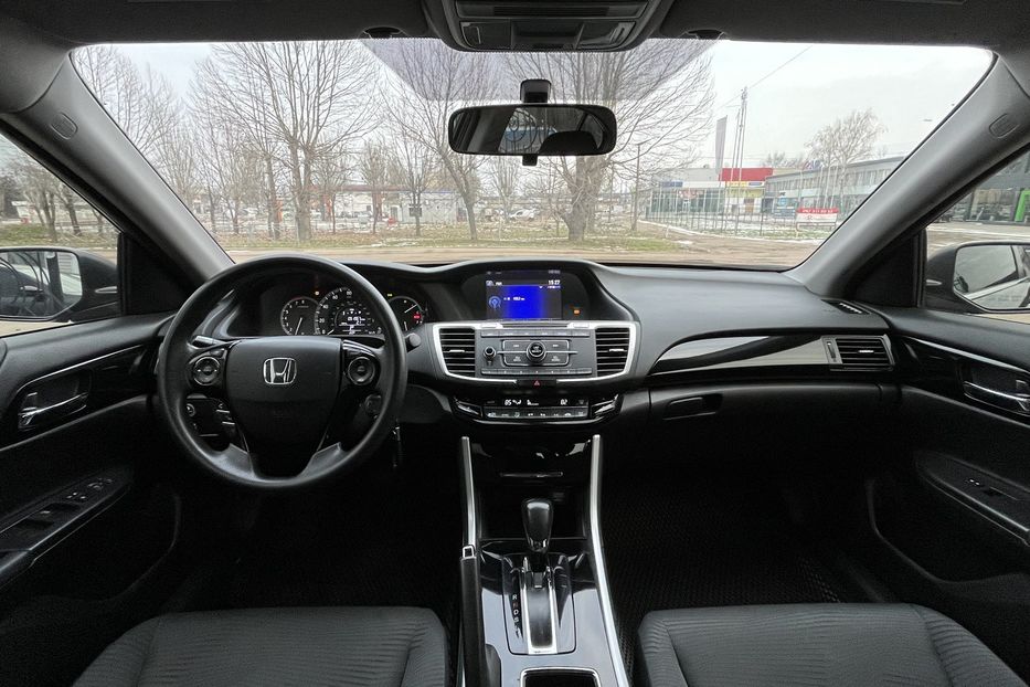 Продам Honda Accord LX 2017 года в Николаеве