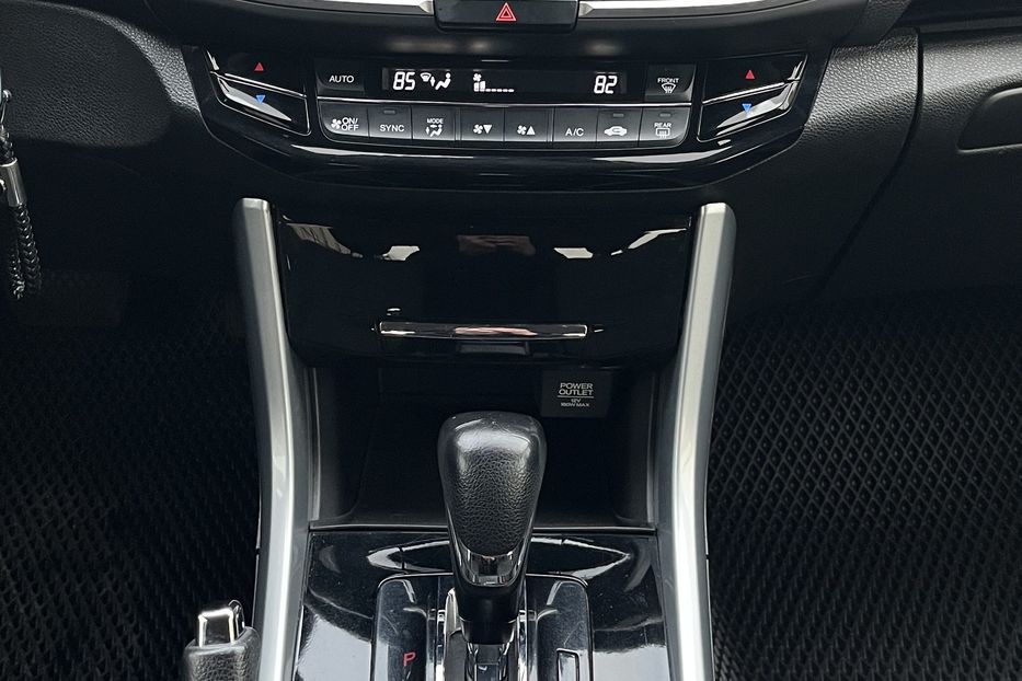 Продам Honda Accord LX 2017 года в Николаеве