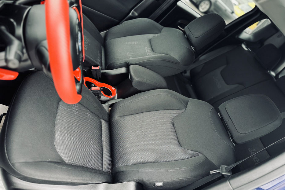 Продам Jeep Renegade 2.4 АТ (184 к.с.) • Latitude  2017 года в Киеве