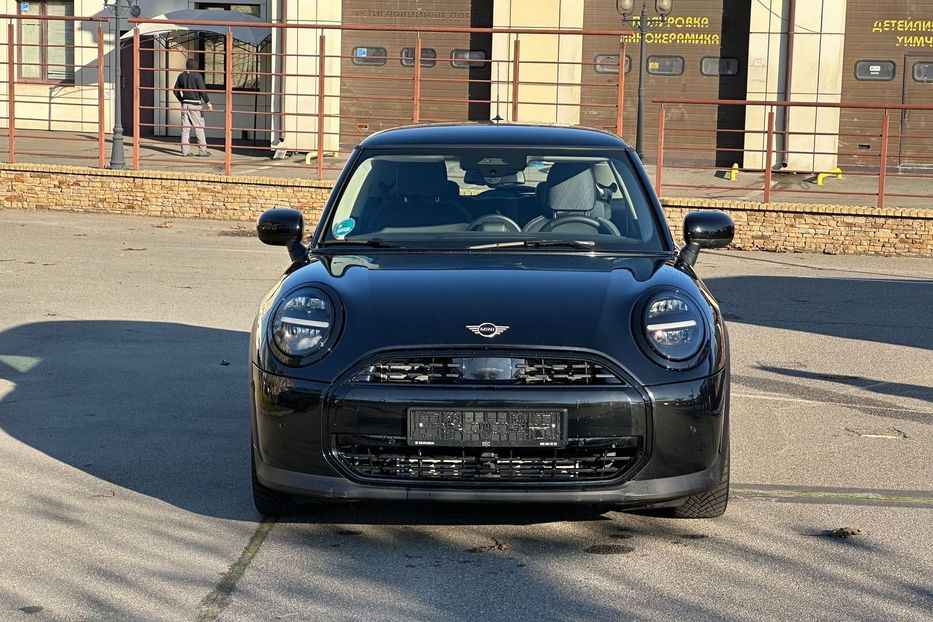 Продам MINI Cooper 2024 года в Киеве