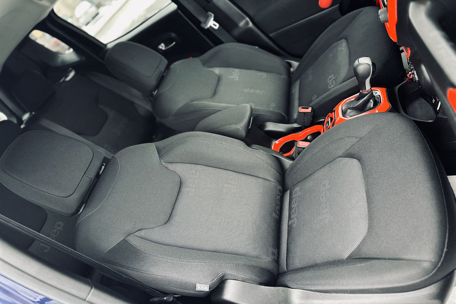 Продам Jeep Renegade 2.4 АТ (184 к.с.) • Latitude  2017 года в Киеве