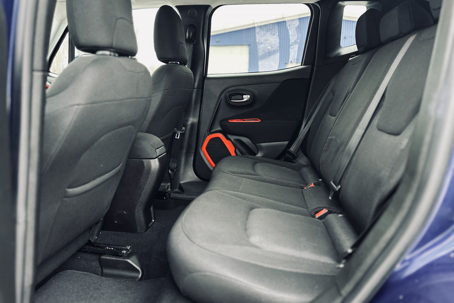 Продам Jeep Renegade 2.4 АТ (184 к.с.) • Latitude  2017 года в Киеве