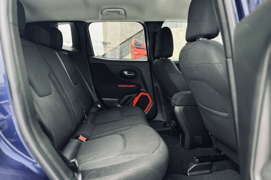 Продам Jeep Renegade 2.4 АТ (184 к.с.) • Latitude  2017 года в Киеве