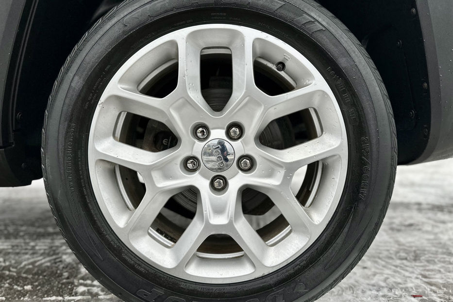 Продам Jeep Renegade 2.4 АТ (184 к.с.) • Latitude  2017 года в Киеве