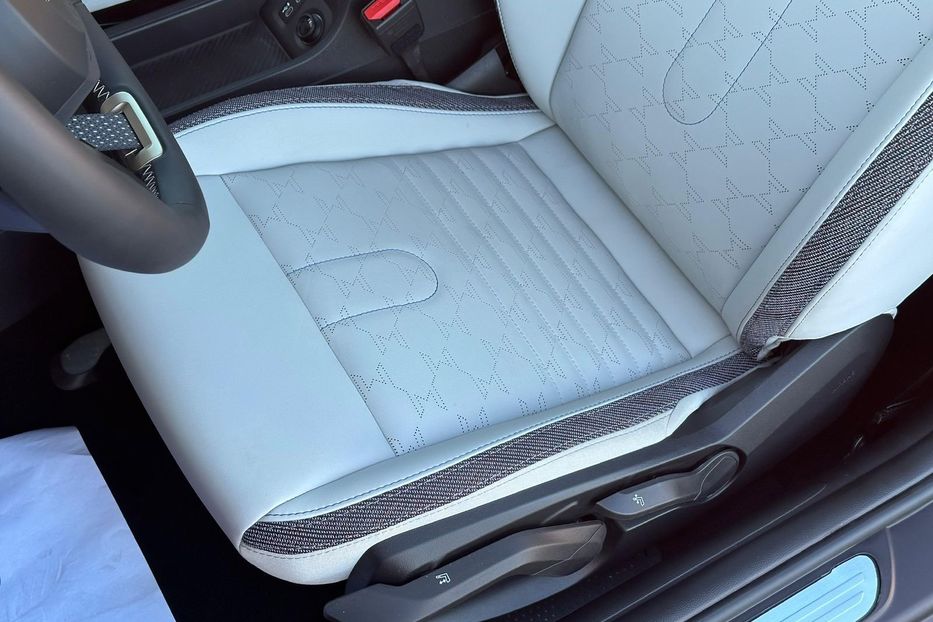 Продам MINI Cooper S 2025 года в Киеве