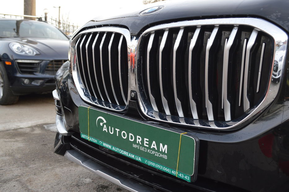 Продам BMW X5 2019 года в Одессе