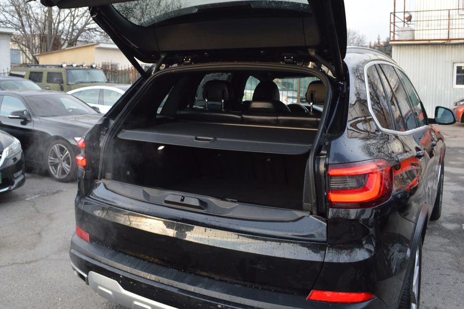 Продам BMW X5 2019 года в Одессе