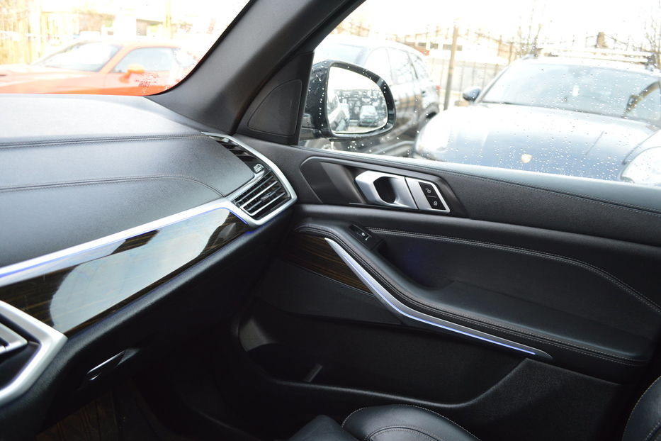 Продам BMW X5 2019 года в Одессе