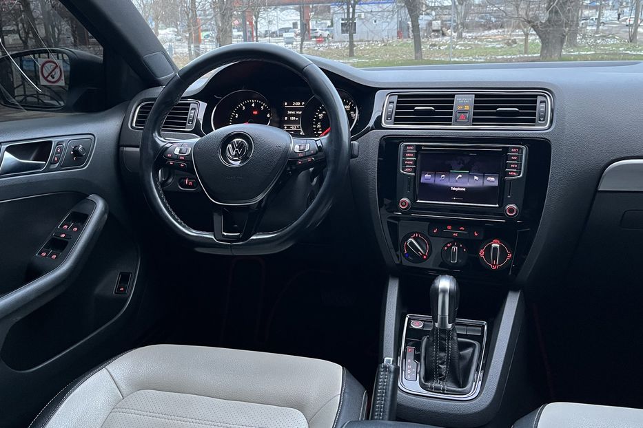 Продам Volkswagen Jetta Sport 2015 года в Николаеве