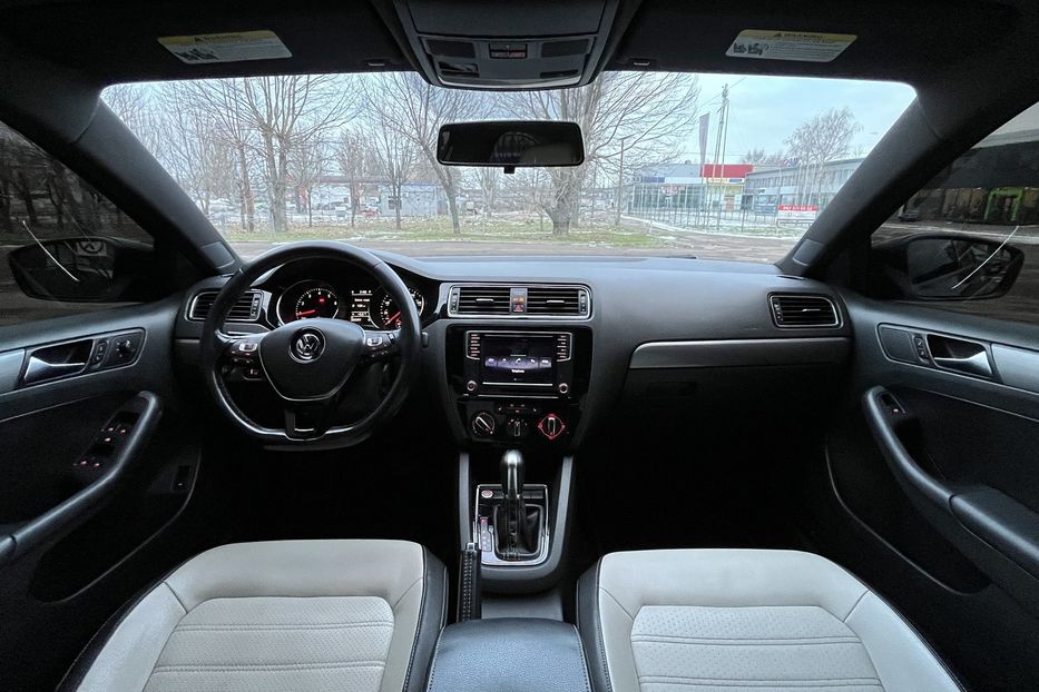 Продам Volkswagen Jetta Sport 2015 года в Николаеве