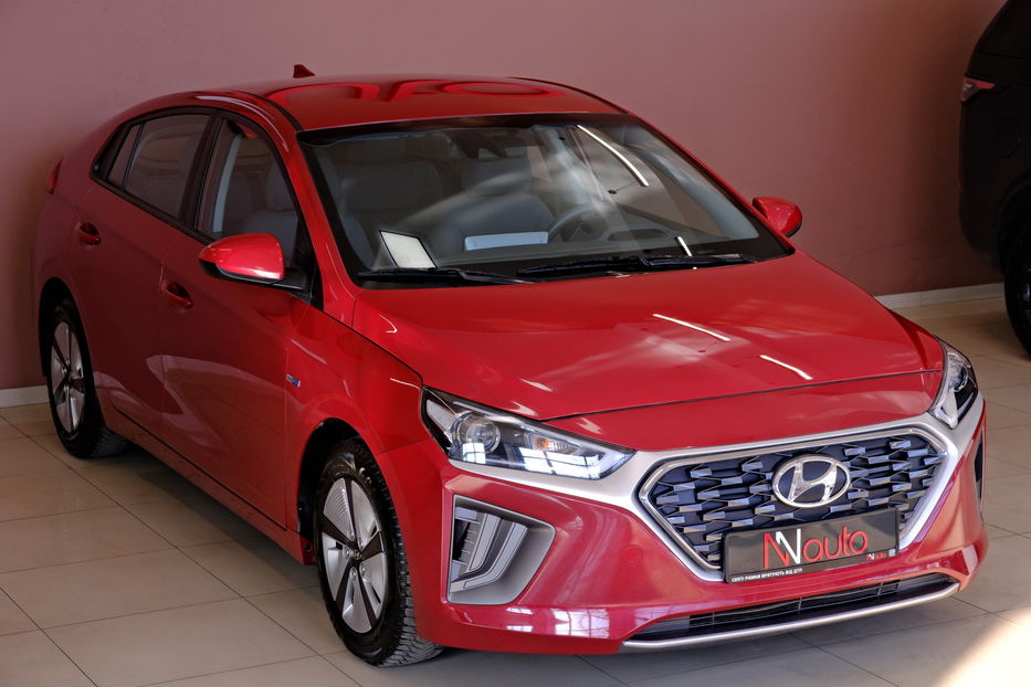 Продам Hyundai Ioniq Hybrid BlueDrive 2020 года в Одессе