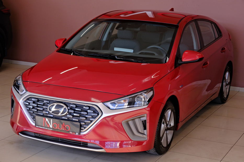 Продам Hyundai Ioniq Hybrid BlueDrive 2020 года в Одессе