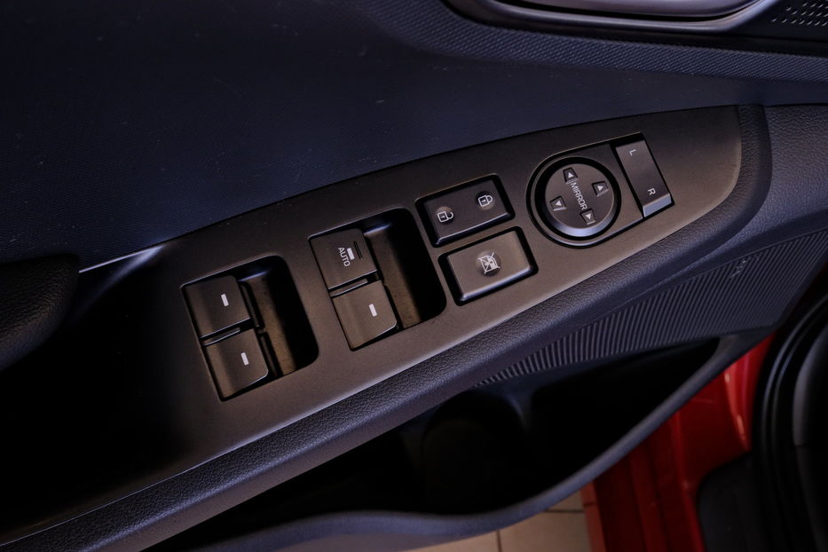 Продам Hyundai Ioniq Hybrid BlueDrive 2020 года в Одессе