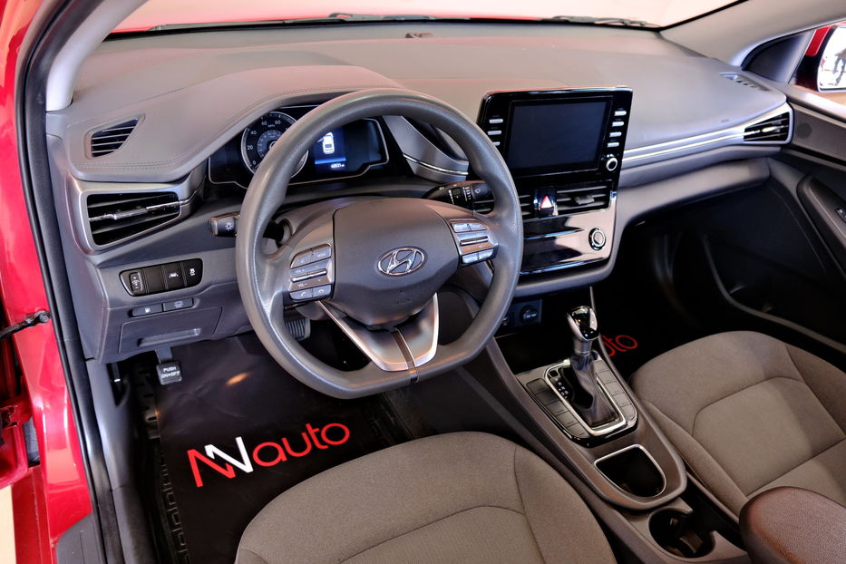 Продам Hyundai Ioniq Hybrid BlueDrive 2020 года в Одессе