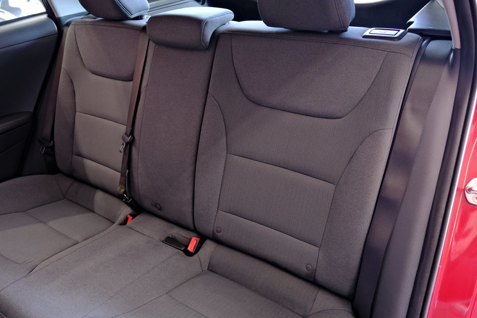 Продам Hyundai Ioniq Hybrid BlueDrive 2020 года в Одессе