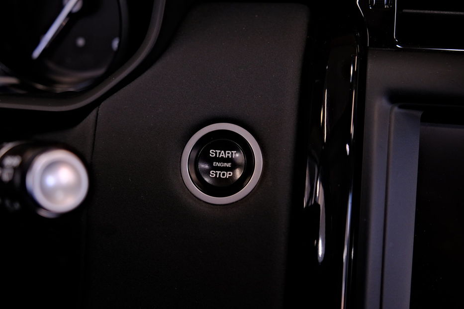 Продам Land Rover Discovery 2019 года в Одессе