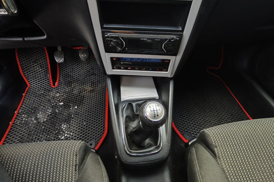 Продам Volkswagen Golf IV 1.8 МТ (125 к.с.) 1999 года в Киеве