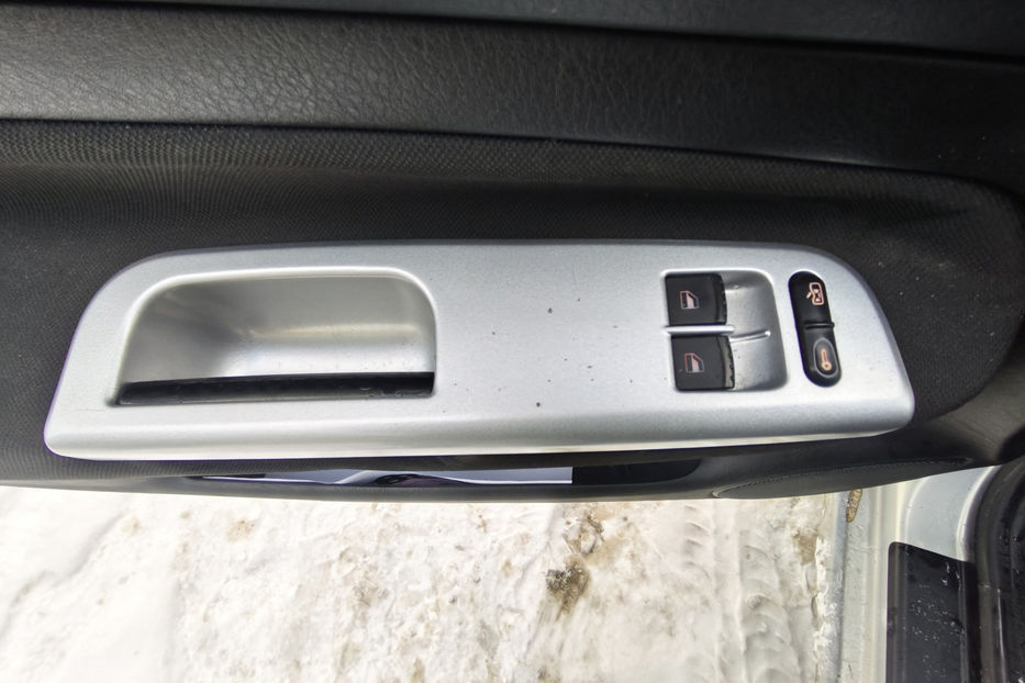 Продам Volkswagen Golf IV 1.8 МТ (125 к.с.) 1999 года в Киеве