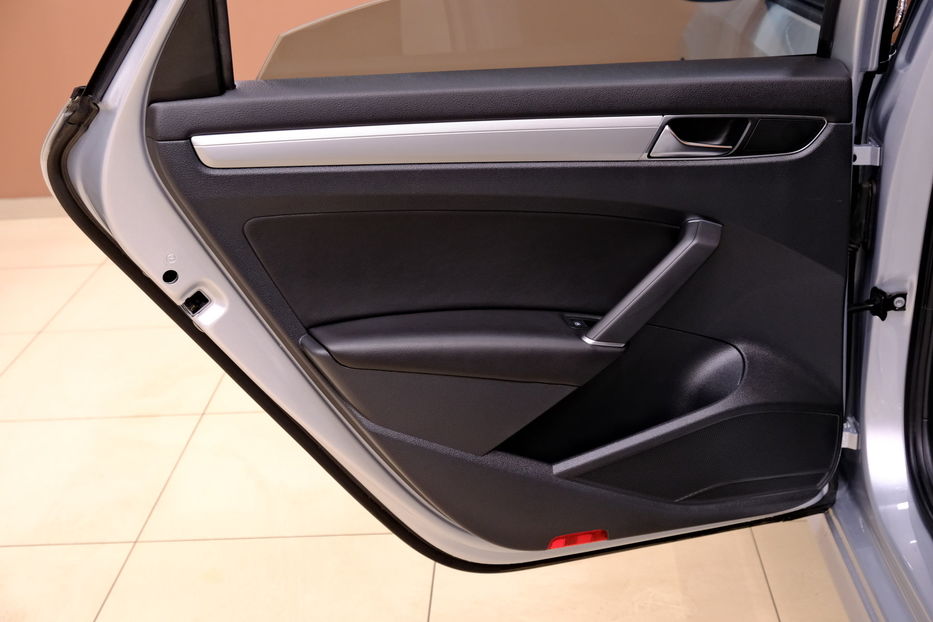 Продам Volkswagen Passat B8 NMS Wolfsburg Edition 2018 года в Одессе