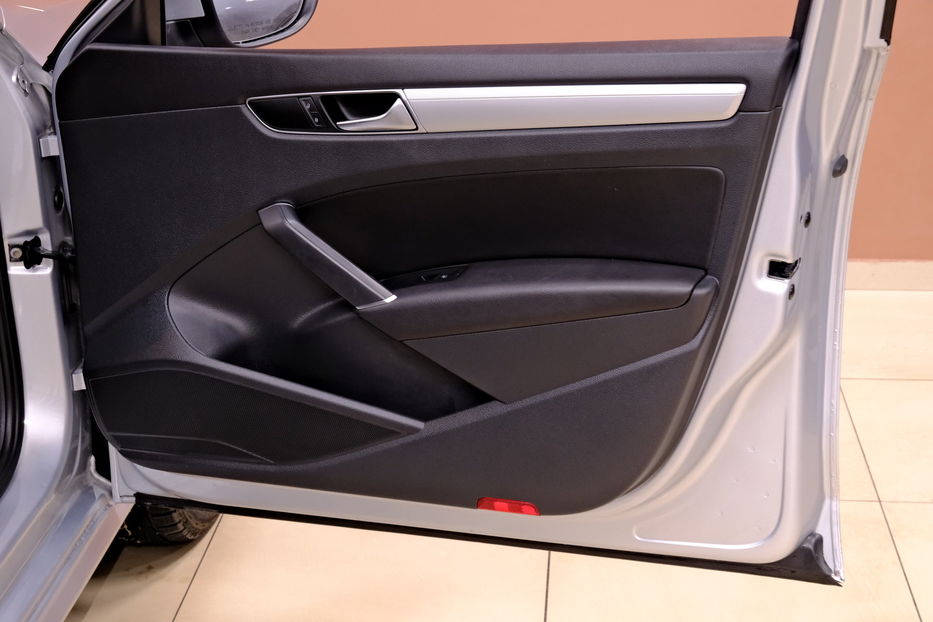 Продам Volkswagen Passat B8 NMS Wolfsburg Edition 2018 года в Одессе