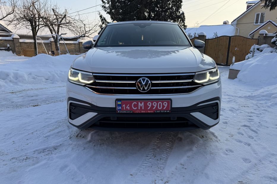 Продам Volkswagen Tiguan Allspace Life 4Motion 2022 года в Житомире