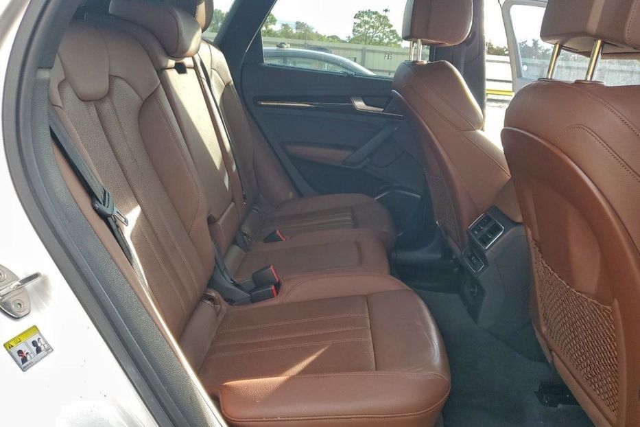 Продам Audi Q5  Premium Plus 2018 года в Львове