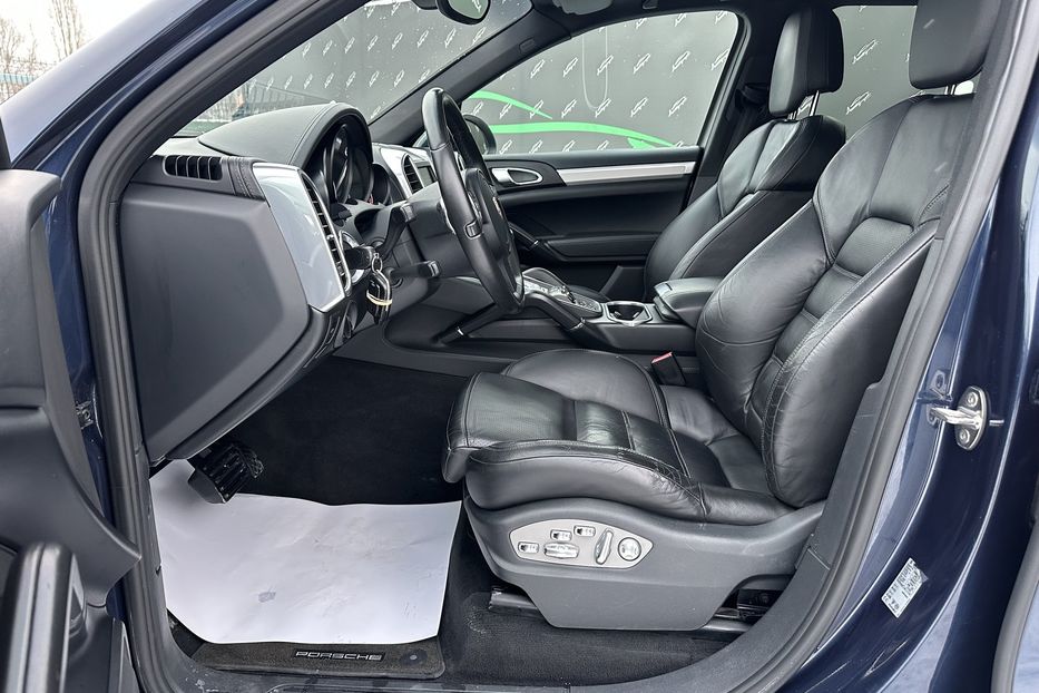 Продам Porsche Cayenne Diesel 2011 года в Киеве