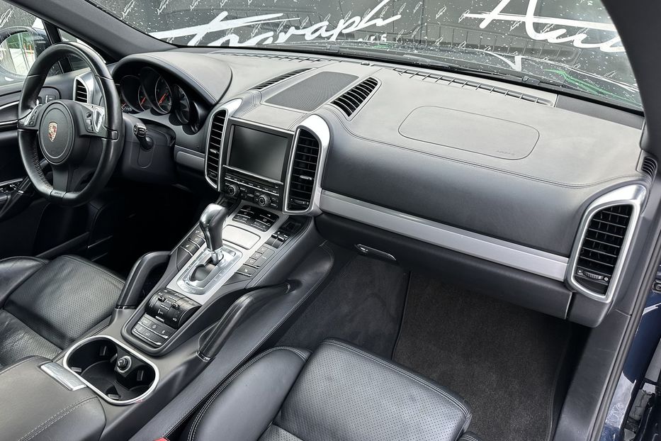 Продам Porsche Cayenne Diesel 2011 года в Киеве