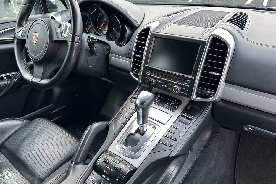 Продам Porsche Cayenne Diesel 2011 года в Киеве