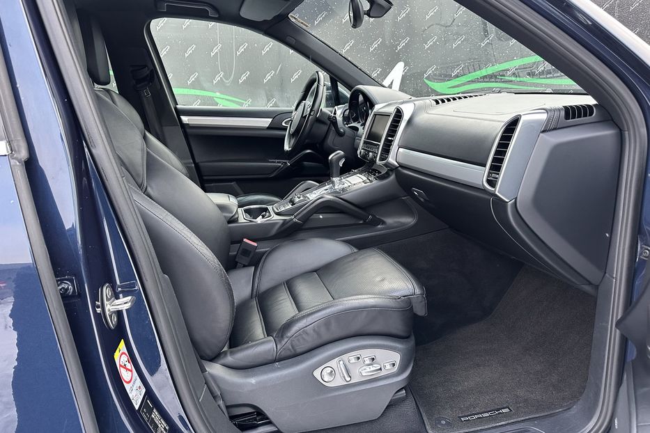 Продам Porsche Cayenne Diesel 2011 года в Киеве