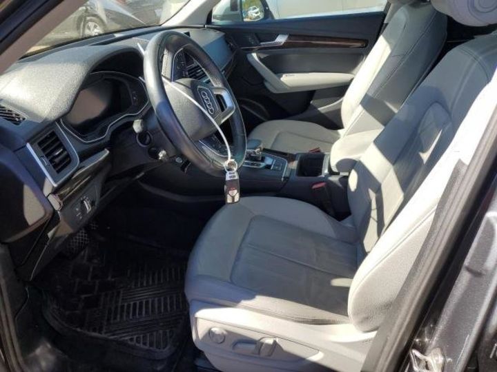 Продам Audi Q5 premium + 2018 года в Львове