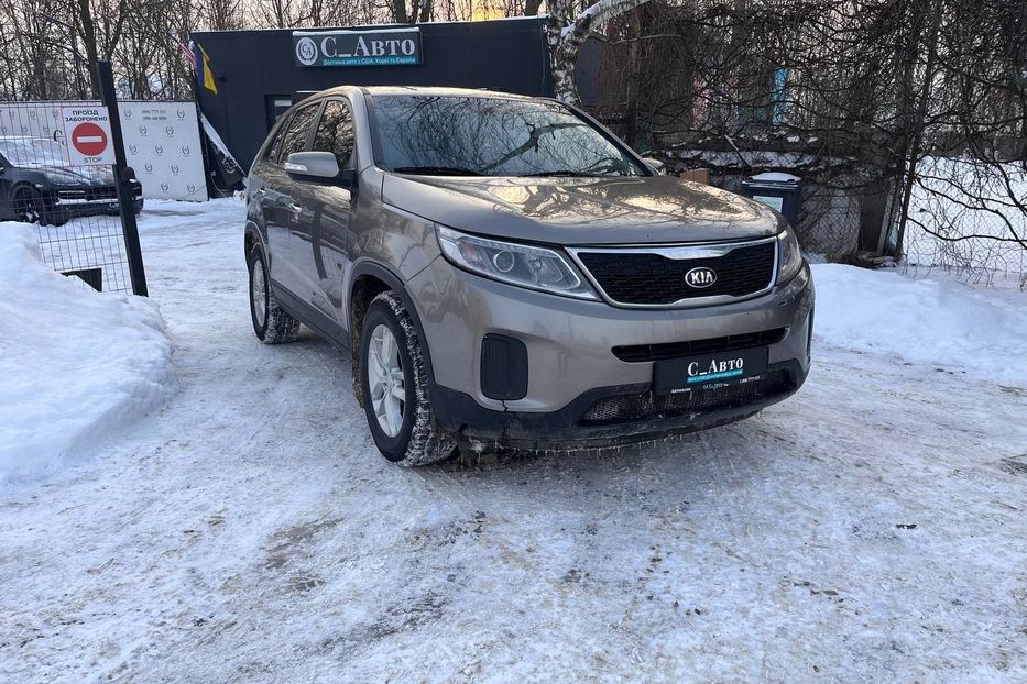 Продам Kia Sorento 2014 года в Черновцах