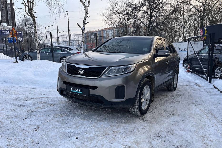 Продам Kia Sorento 2014 года в Черновцах