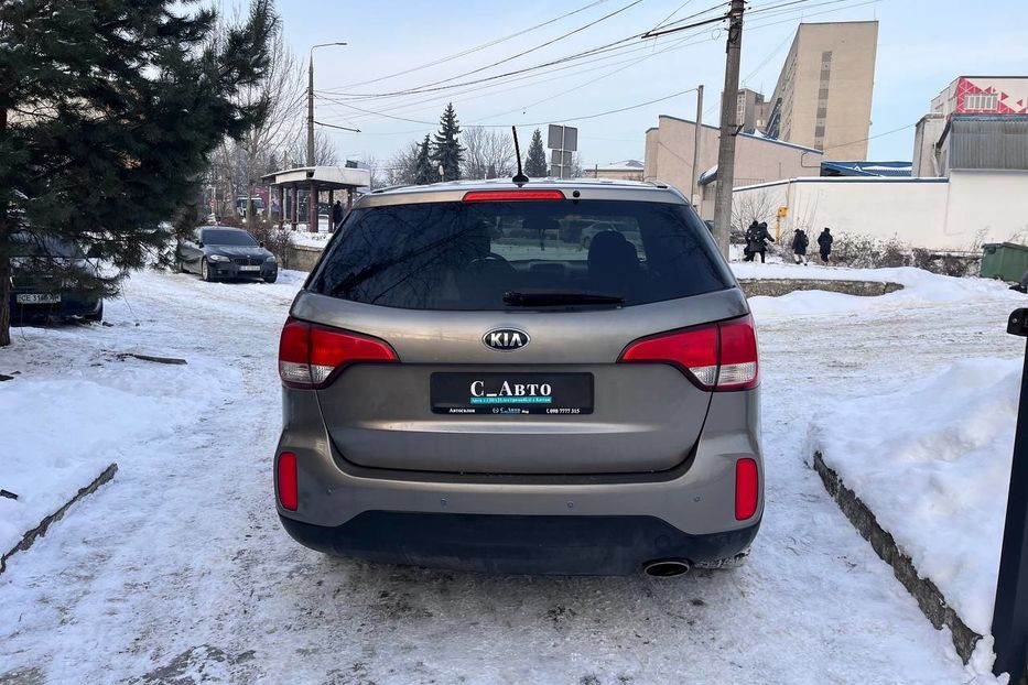 Продам Kia Sorento 2014 года в Черновцах