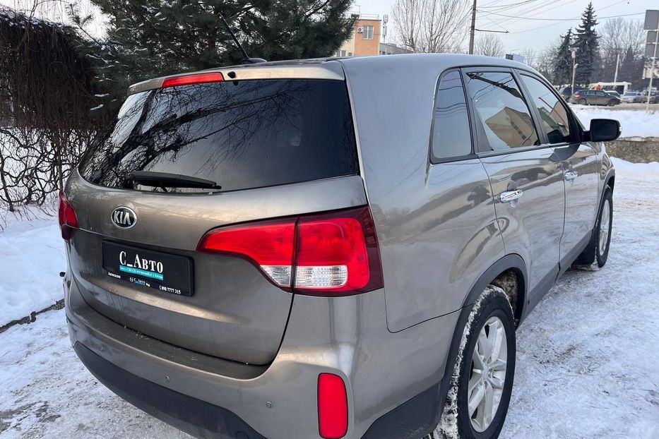 Продам Kia Sorento 2014 года в Черновцах