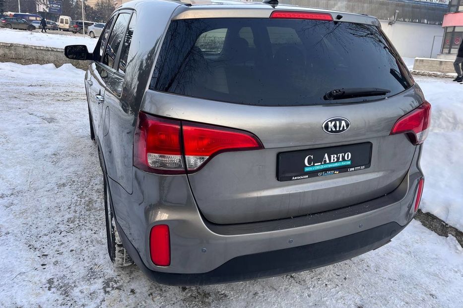 Продам Kia Sorento 2014 года в Черновцах