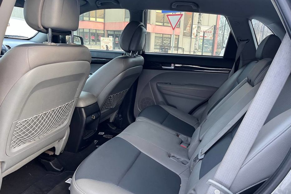 Продам Kia Sorento 2014 года в Черновцах