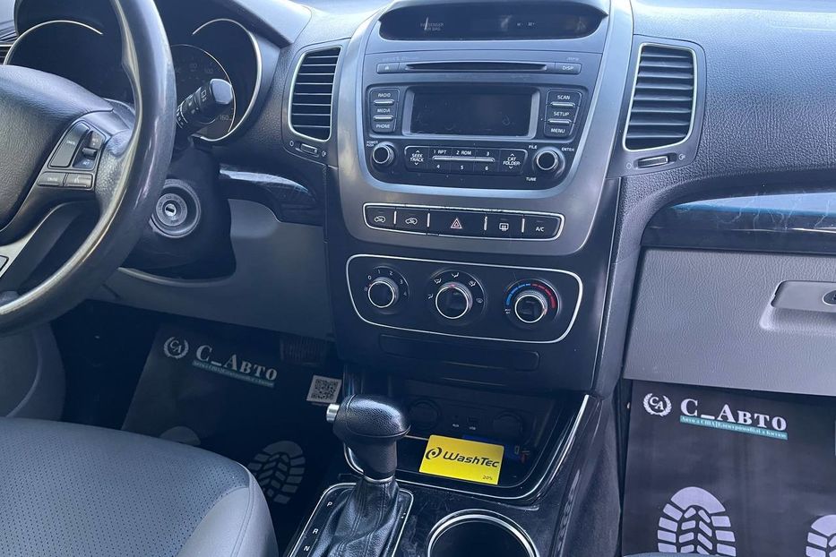 Продам Kia Sorento 2014 года в Черновцах