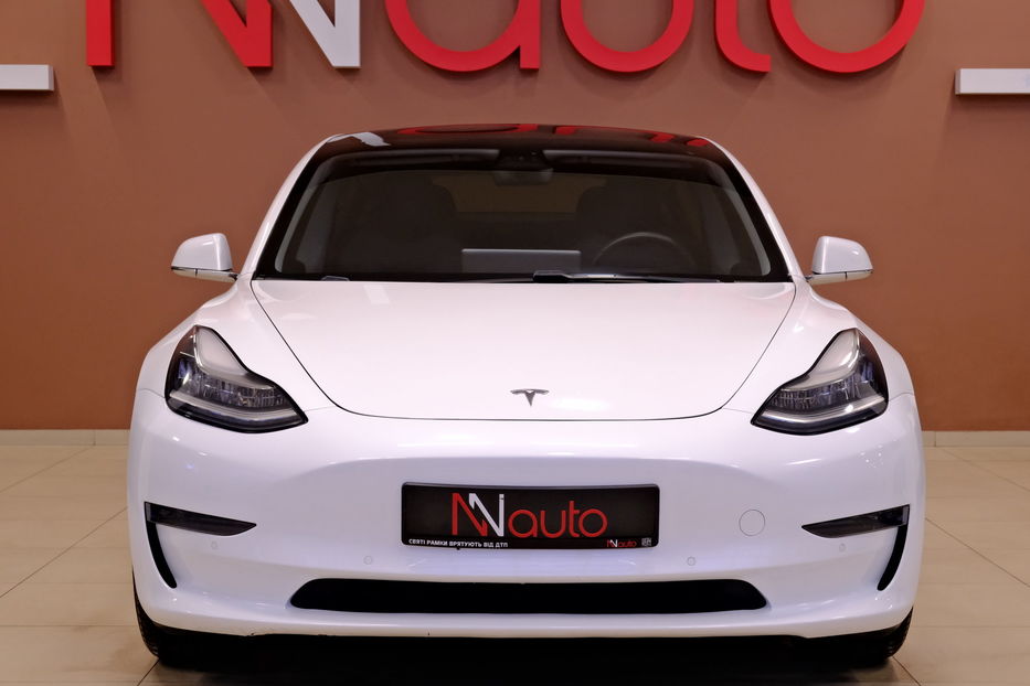 Продам Tesla Model 3 2019 года в Одессе