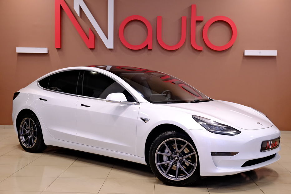 Продам Tesla Model 3 2019 года в Одессе